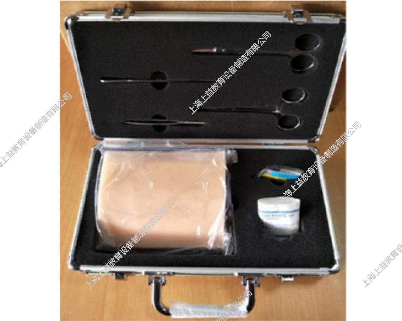 SG7104	高級外科基本技能訓練工具箱